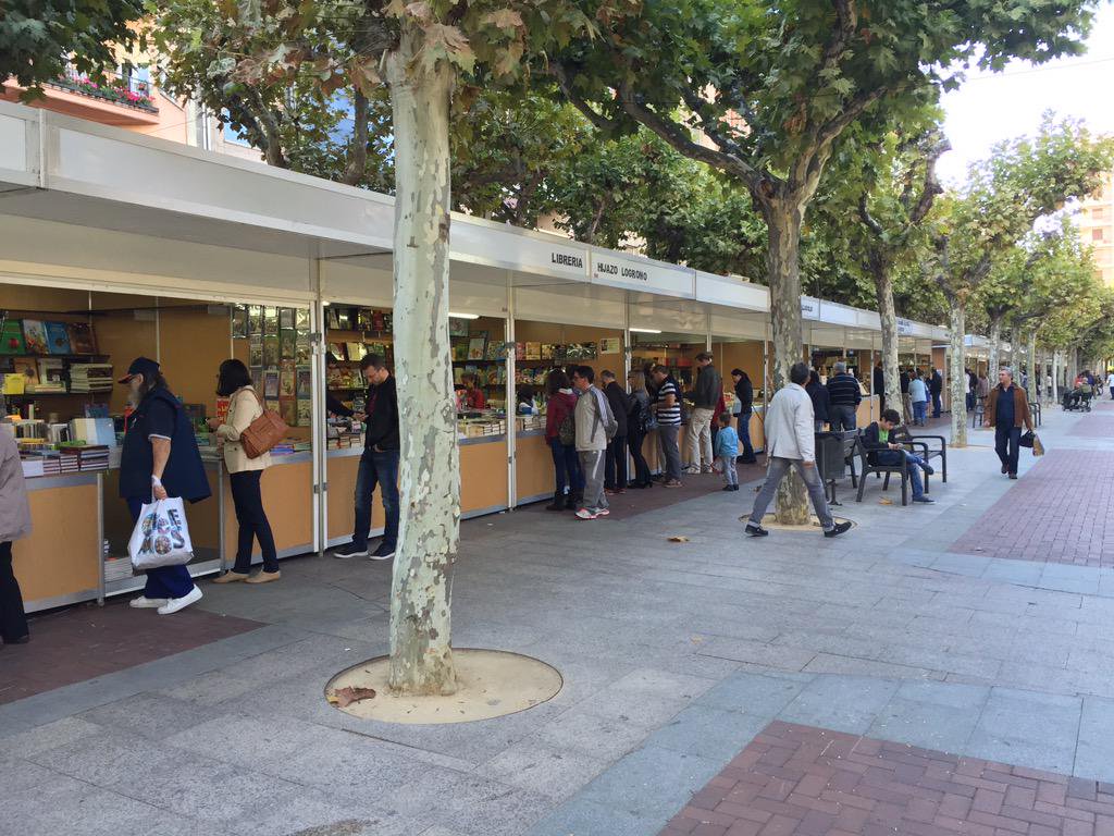Feria del libro en el Espolón (La&nbsp;Rioja)