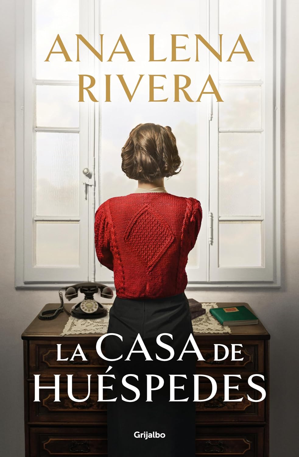 ¿Qué secretos esconden las paredes de ‘La casa de huéspedes’? Ana Lena Rivera nos atrapa.
